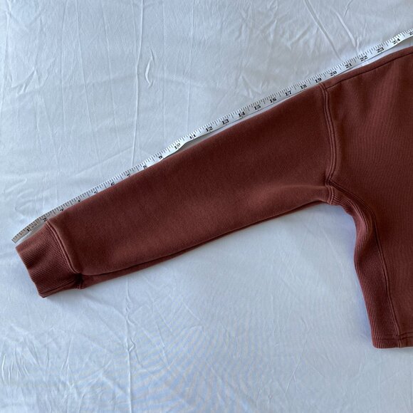 Vuori Restore Cropped Crewneck Sweatshirt in Burgundy XS - Picture 9 of 10